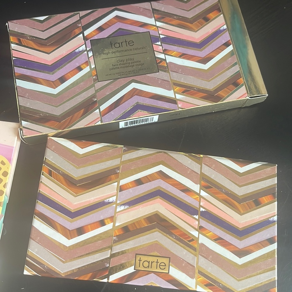 Makeup palette